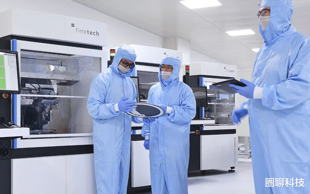 小米科技|美企遭遇国内砍单240亿颗芯片,开始“讨好”中企了!