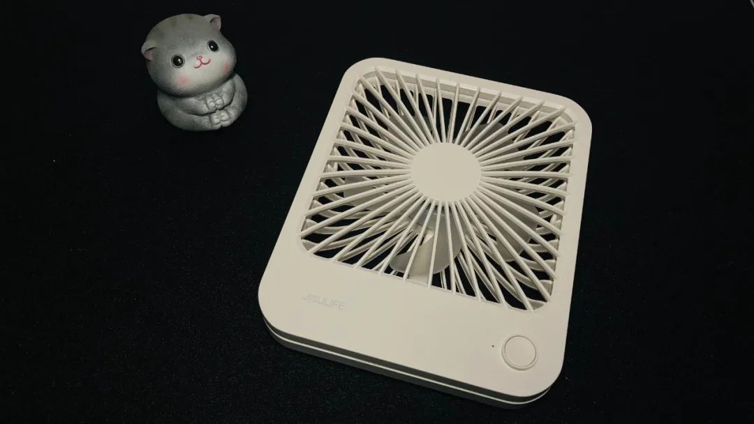 |夏日必备，几素轻薄桌面小风扇，随时送走炎热