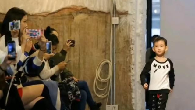 姐姐|孙卓看孙辉走秀，姐姐让他练习口语，彭四英亲自下厨和孙海洋互动