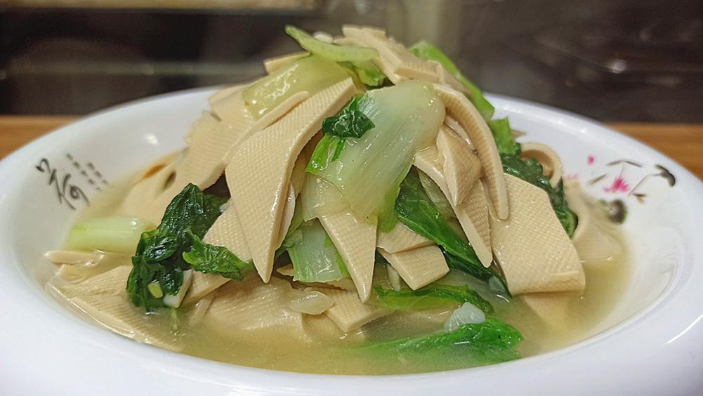 小白菜和干豆腐这样做，清香味美，大鱼大肉吃腻了来一盘特爽口