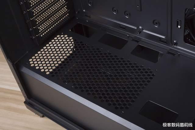 安钛克|12代平台如何布置“新房”?安钛克DP503雷电体验