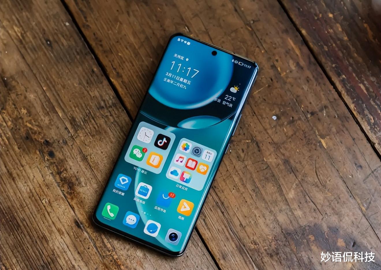 隔离|荣耀火力全开,20倍光变+5300mAh+100W,妥妥“真香机”