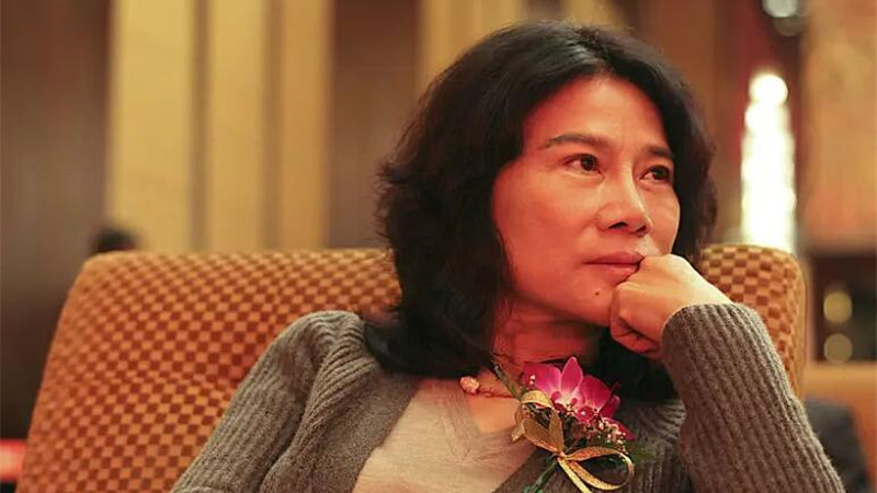 魅族|67岁董小姐继续连任，格力却遭逢强劲对手，长虹官宣黑科技新产品