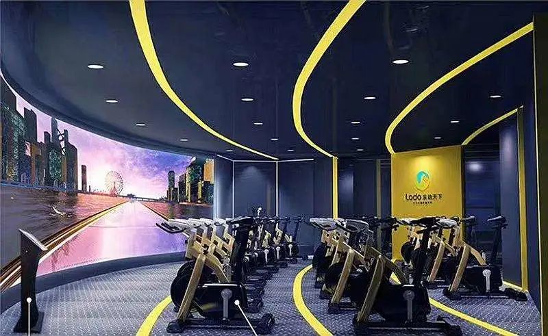 微软|VR动感单车让你在健身的同时，足不出户畅游世界！