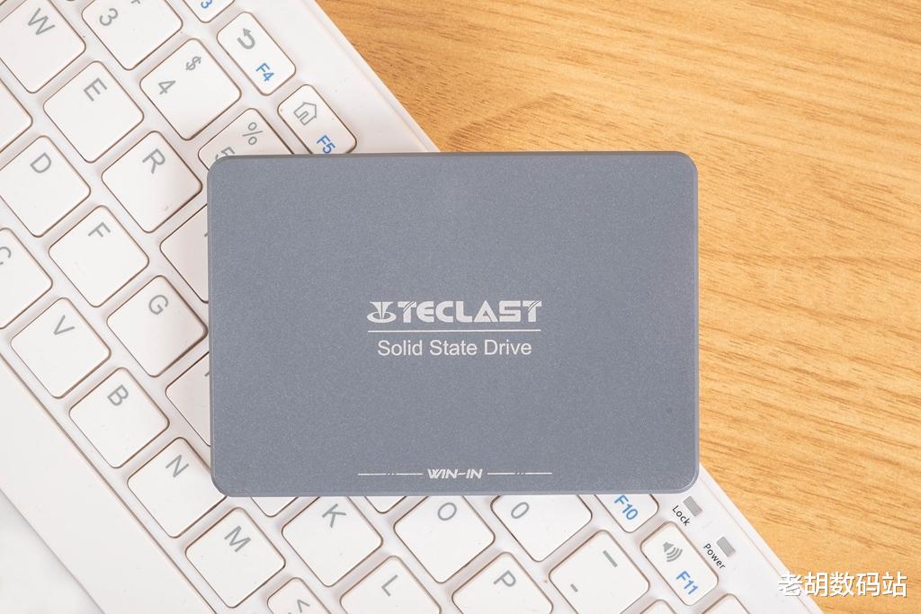 固态硬盘|239.9元入手台电稳影512GBSSD固态硬盘，这性能对得起这价格