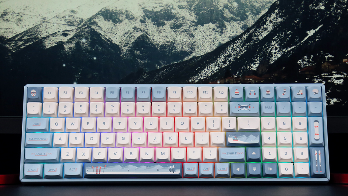 机械键盘|iQunix F97滑雪三模无线机械键盘评测：这配色太能打了吧