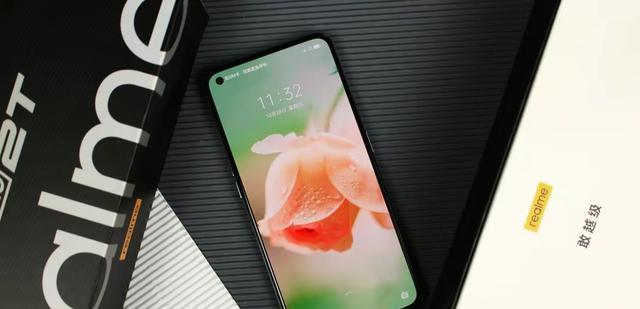 |从2099元跌至1379元,天玑1200+65W,高性能手机沦为真香千元机