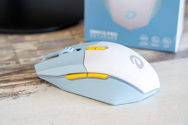 达尔优|手感舒适定位精准,达尔优EM910 pro双模无线游戏鼠标体验