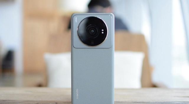 电池|2022年最值得买的三款旗舰机,5年不用换手机建议一步到位