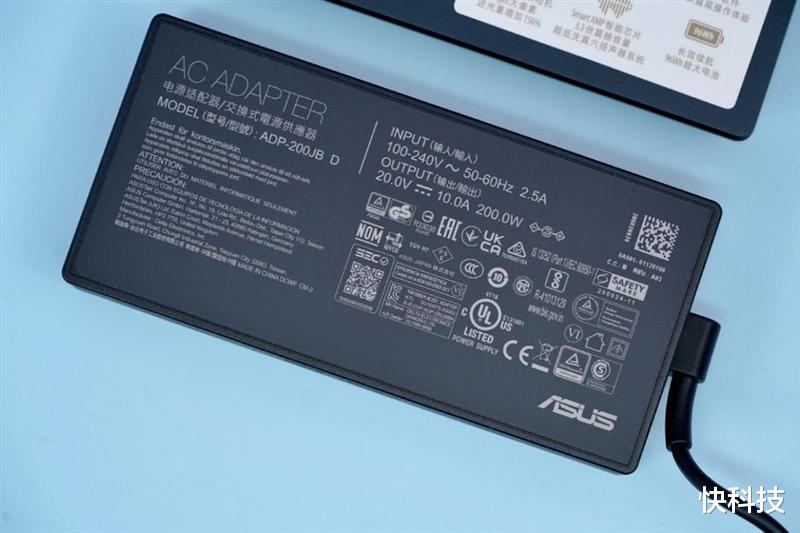 VR|华硕灵耀X Pro笔记本评测:一个小旋钮搞定Adobe全家桶