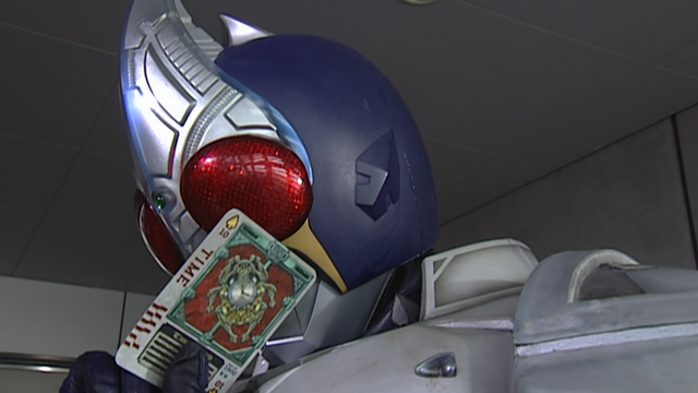 假面骑士剑|假面骑士剑:黑桃系时停掌控者圣甲虫不死兽,实际的战斗能力很弱