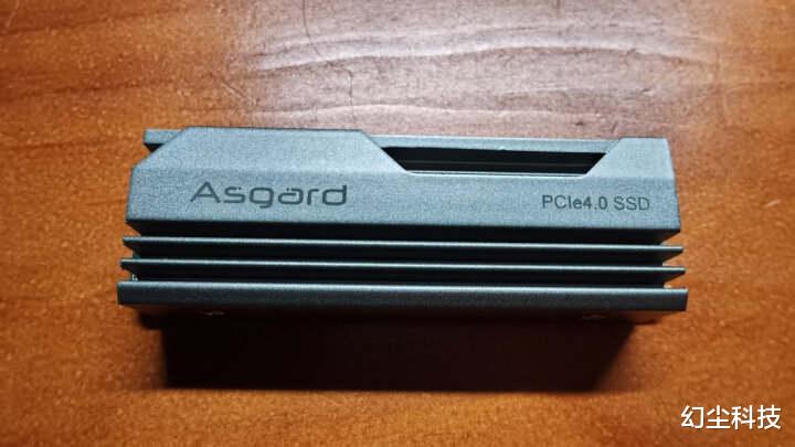 |国产SSD已经崛起，有致态和阿斯加特！就等DDR5内存条了