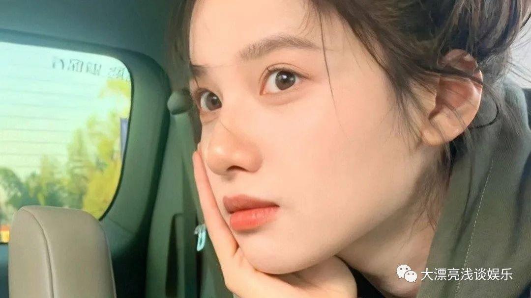 于正说不认识张婧仪，老板陈坤发文为其撑腰