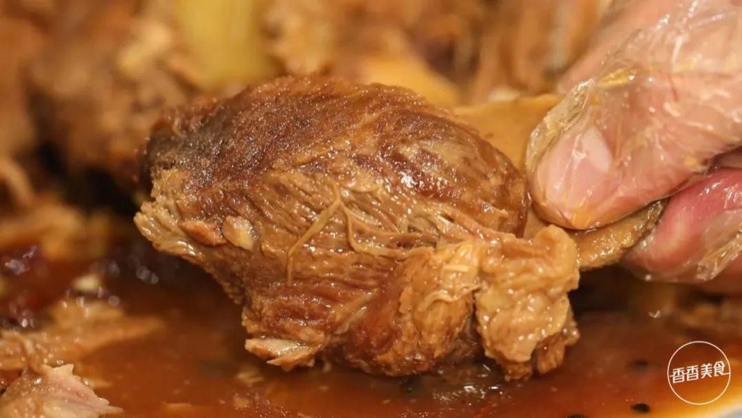 老板娘|一条视频引发的美食“暗访”，这次老板哭了