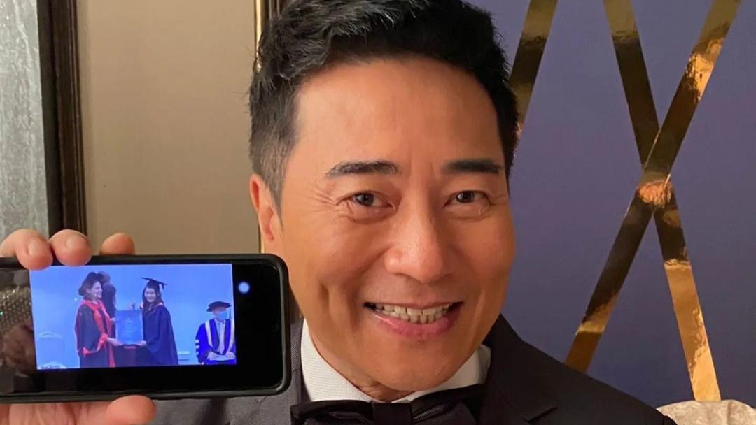 关晓彤|欧瑞伟缺席女儿毕业礼　靠直播遥距参与