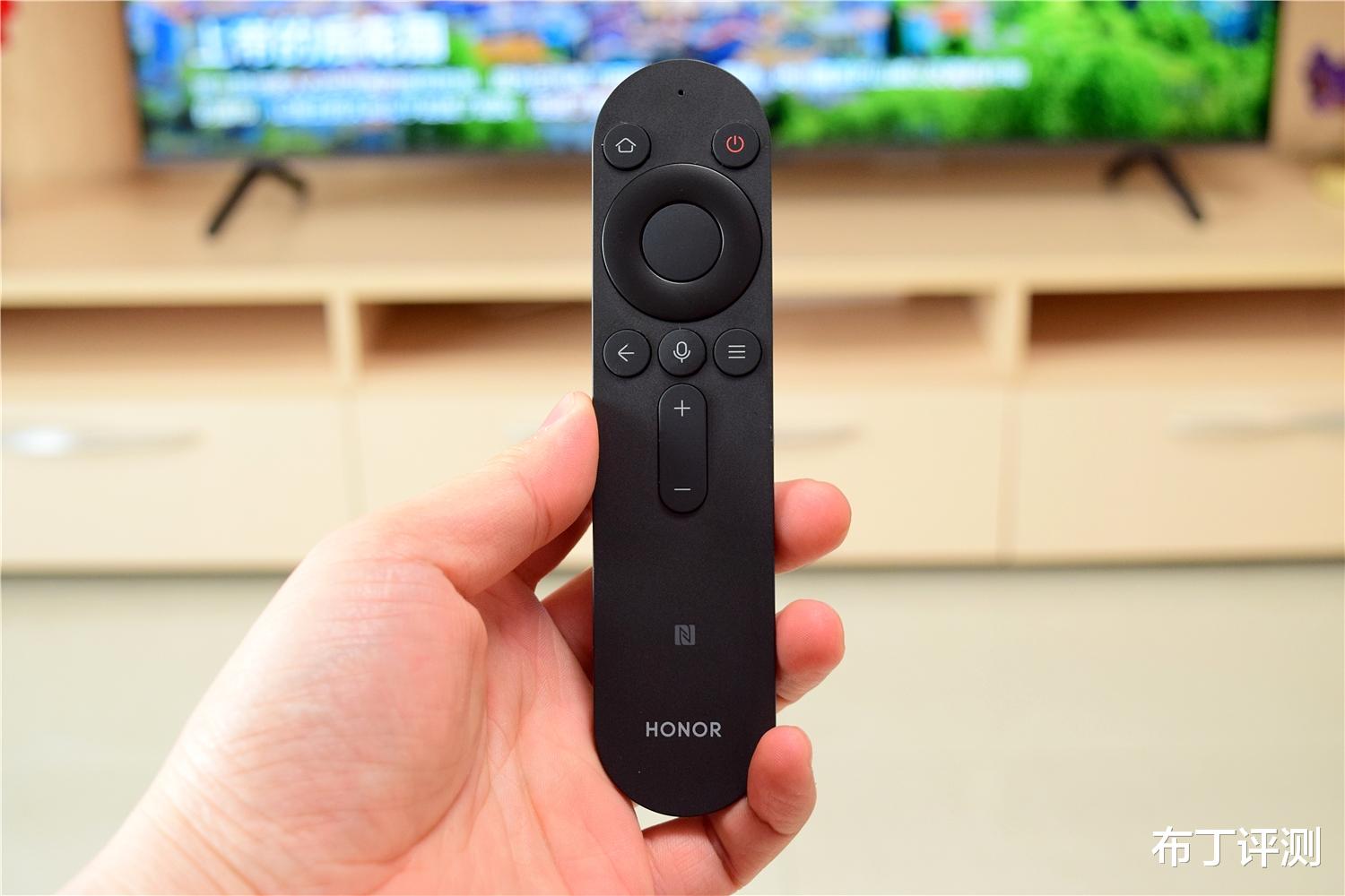 荣耀|电视进入新时代，让客厅秒变娱乐中心：荣耀智慧屏X1体验