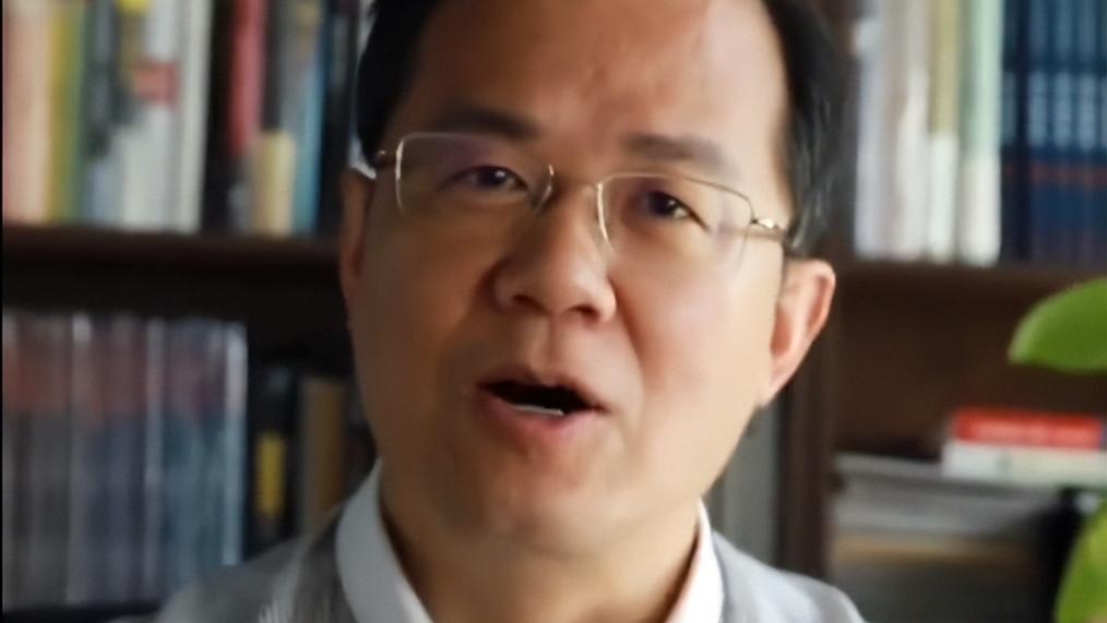 卓伟|卓伟开抖音号，不到24小时就被封，留下一首诗，是有瓜吗？