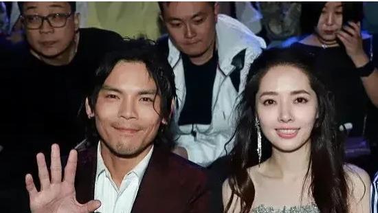 胡静|郭碧婷，太硬气了！在大名鼎鼎的向家面前，都能如此傲娇的不低头