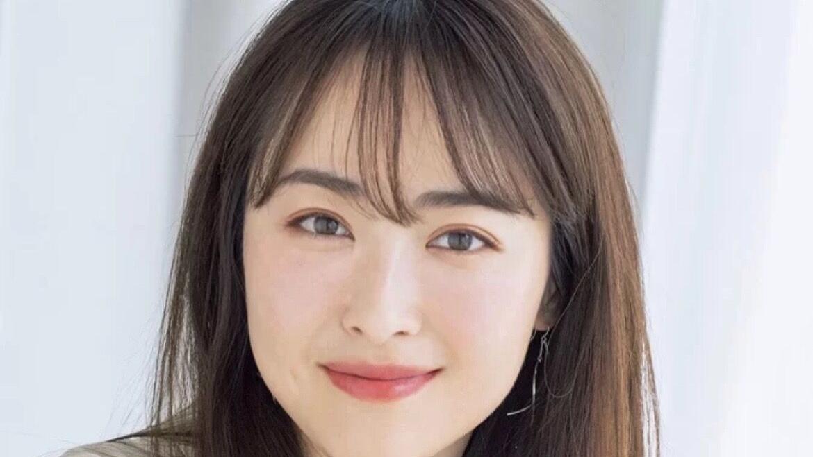 健脾祛湿 50岁后留披肩发就是“装嫩”？奶奶辈留的发型，究竟取决于什么