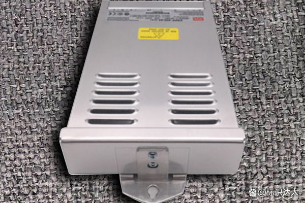 led灯|发光字不亮了怎么修?发光字不亮了是什么原因呢?