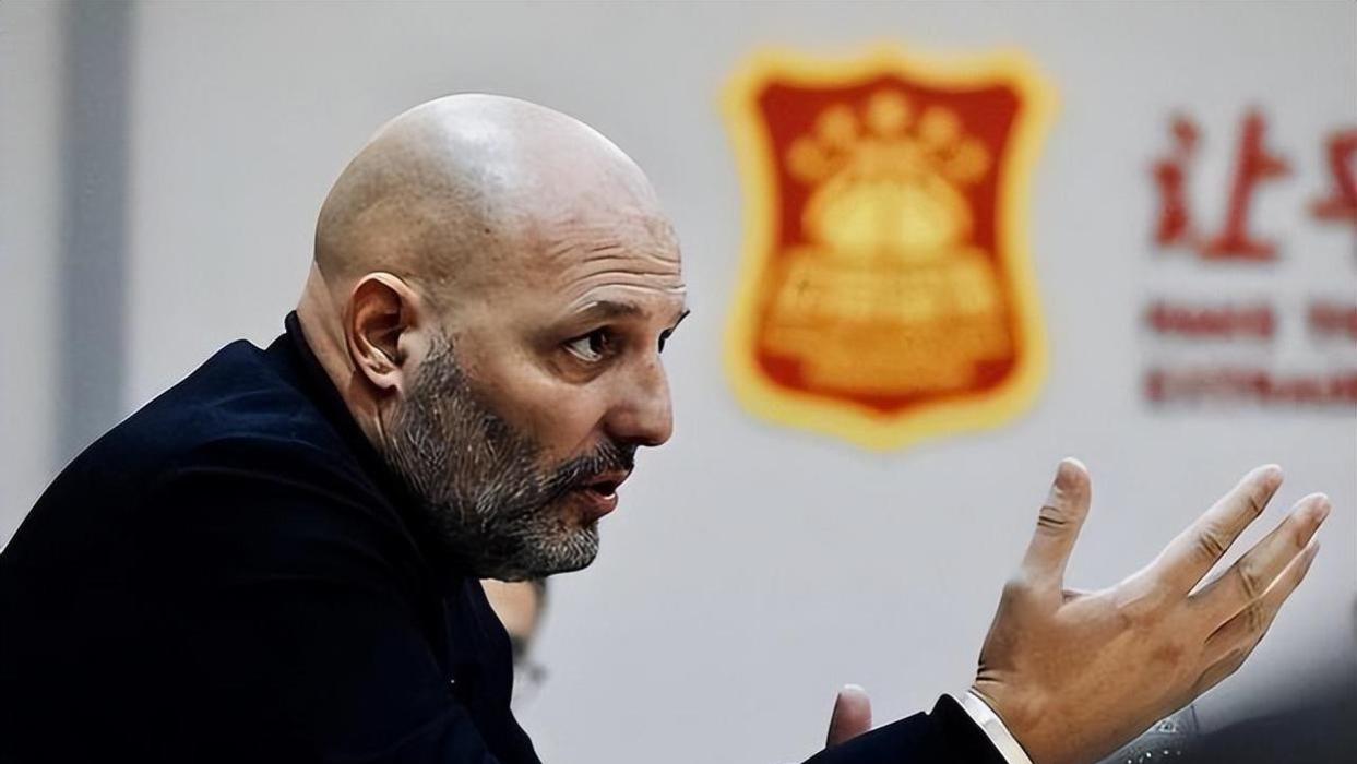 最新消息，国家队淘汰人选猜想，首钢签新教练，王薪凯获广东续约