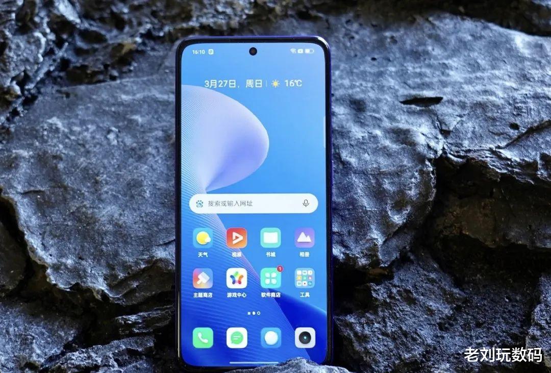 Windows|天玑8100+12G内存+512G存储,用五年不卡的2款手机