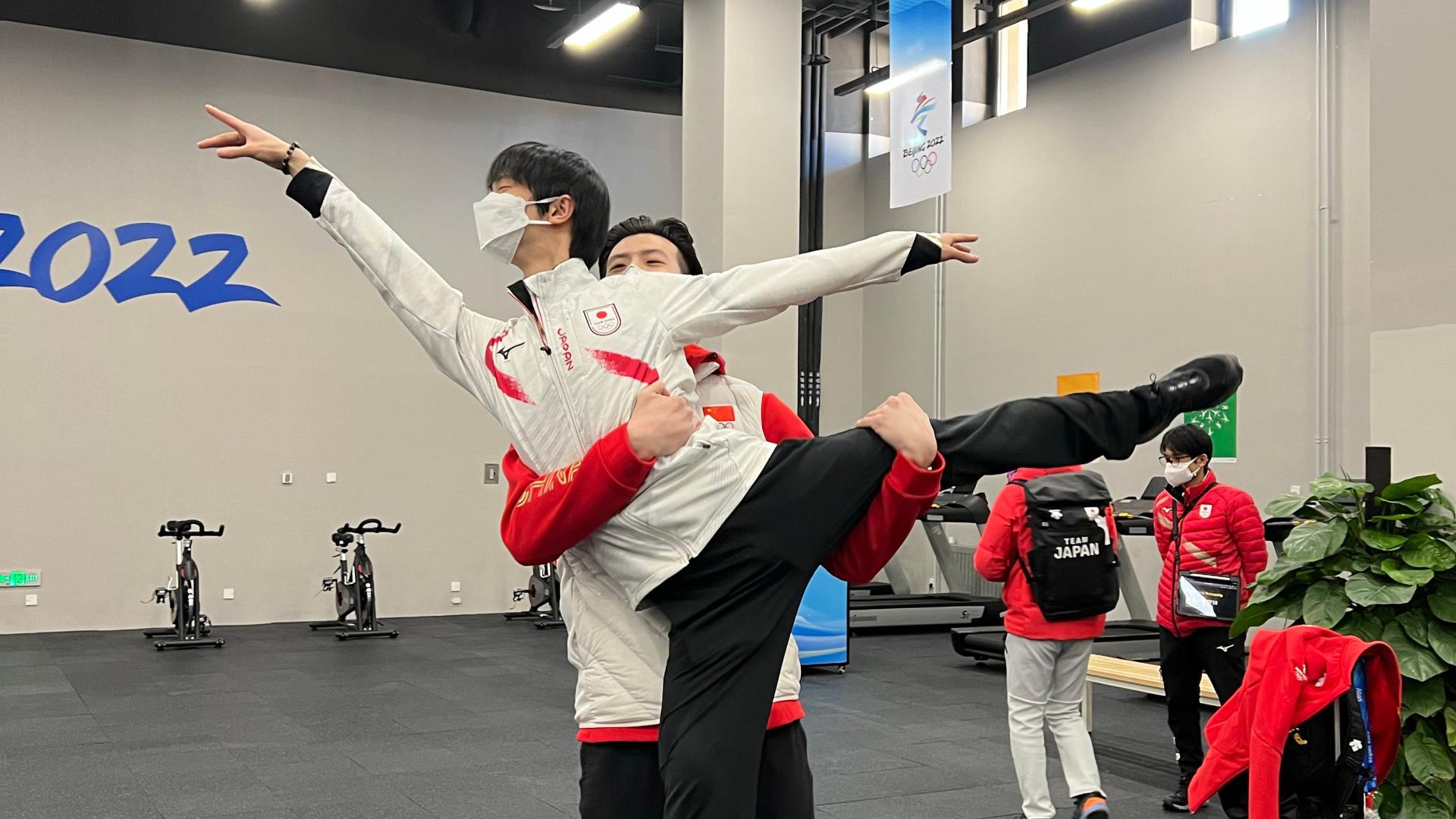 辽宁男篮|托举羽生结弦，这些选手们可是认真的！除了柳鑫宇，还有他们！