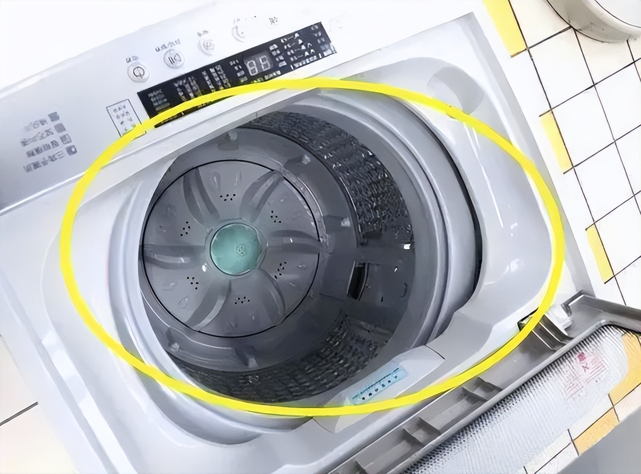 联想|洗衣机用完后,“开盖”还是“关盖”好?难怪衣服洗完还黏糊糊的