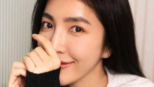 杨谨华|杨谨华素颜 网友：跟25年前长一样