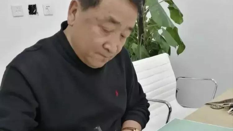 郭德纲出书，姜昆：借着公开出版物传播负能量的，我都不赞成