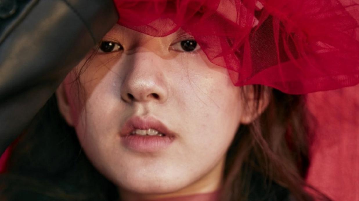 |逐帧修脸、微博代发，抠图配音用替身，现在的娱乐圈还有真人吗？