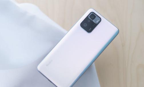 红米手机|69万跑分+67W闪充+6400万三摄，仅需1179元，现已成为标准千元机