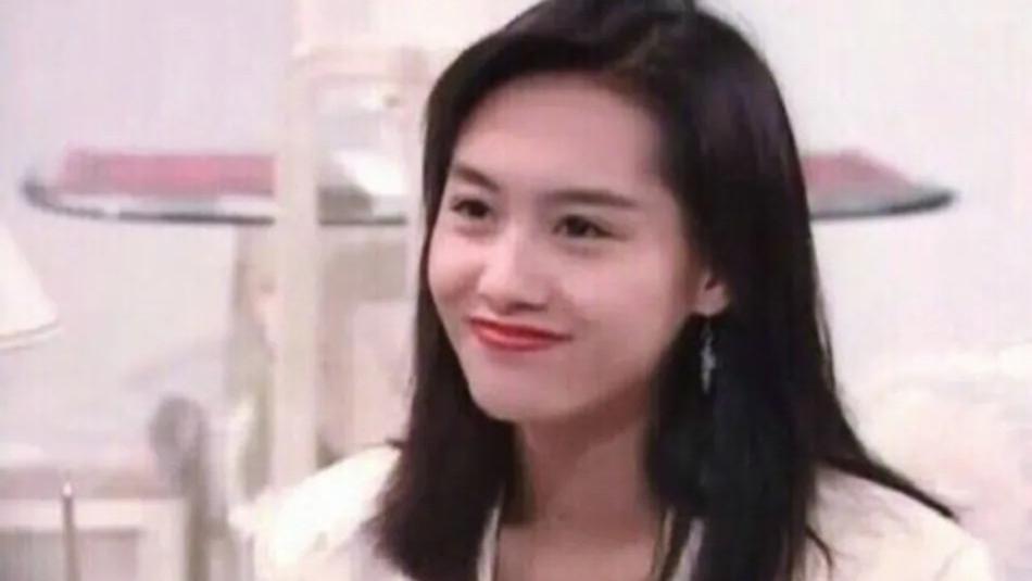 张嘉倪|有种整容叫“嫁人”，这10位女星婚后越来越美，果然恩爱装不出来