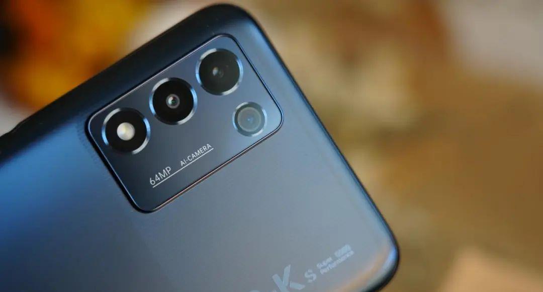 电池|2022适合学生党,从大学用到毕业的5款手机,至少流畅三五年?