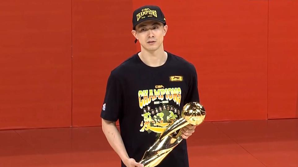 郭艾伦|辽宁横扫广厦夺冠！赵继伟20+8夺得FMVP，郭艾伦惨被“绝杀”