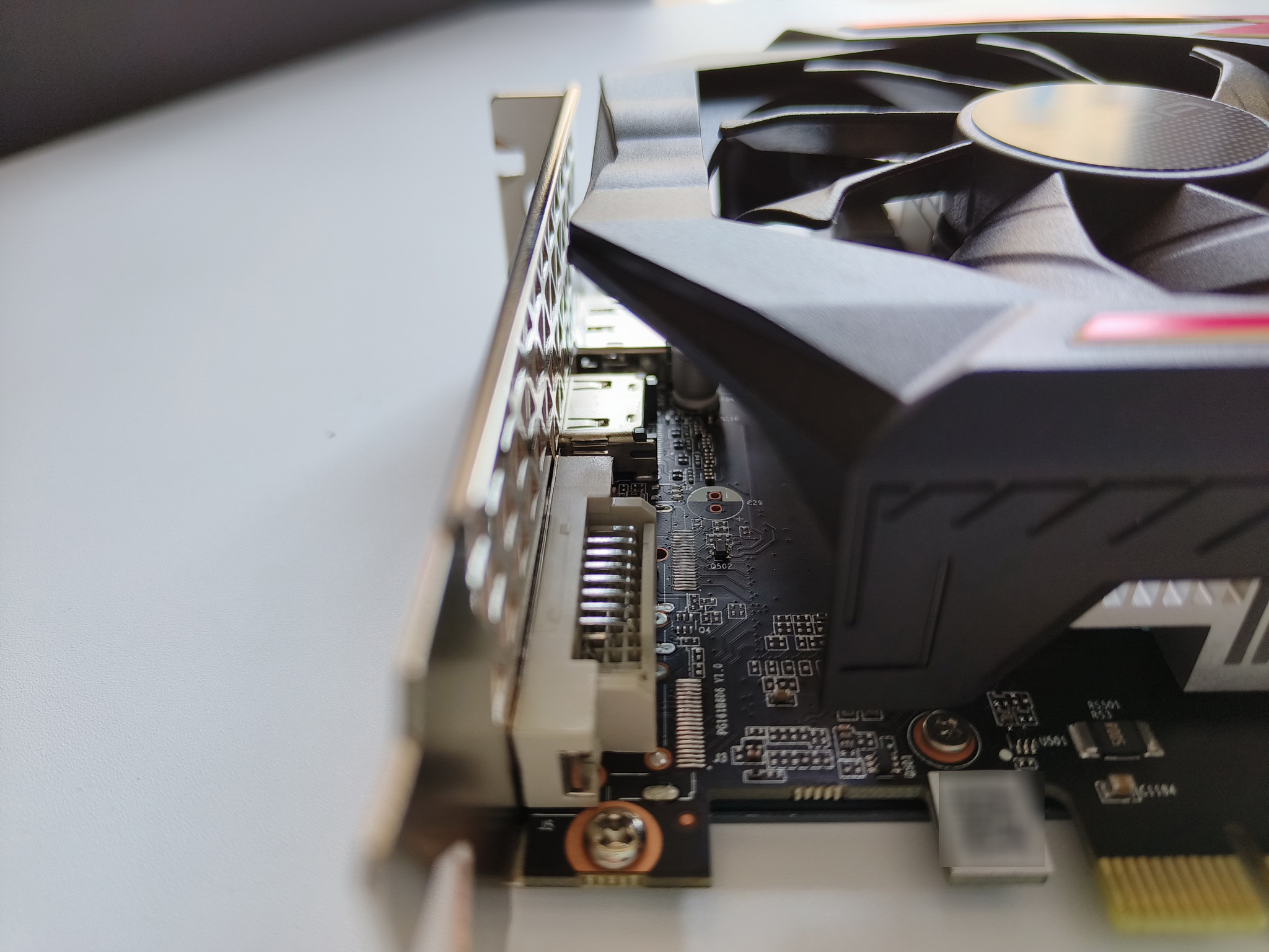 iOS|百亿补贴显卡购物记——全新保三年,矿一赔十个,我帮大家试试水