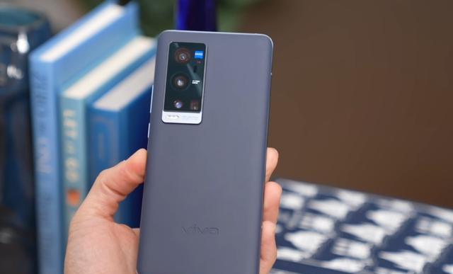 小米科技|3款“大跳水”的旗舰手机，12G+256G高配创新低，哪一款值得买？