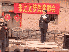 4G|女票电脑上有个 1.4G 的文件夹，点开后差点崩溃了