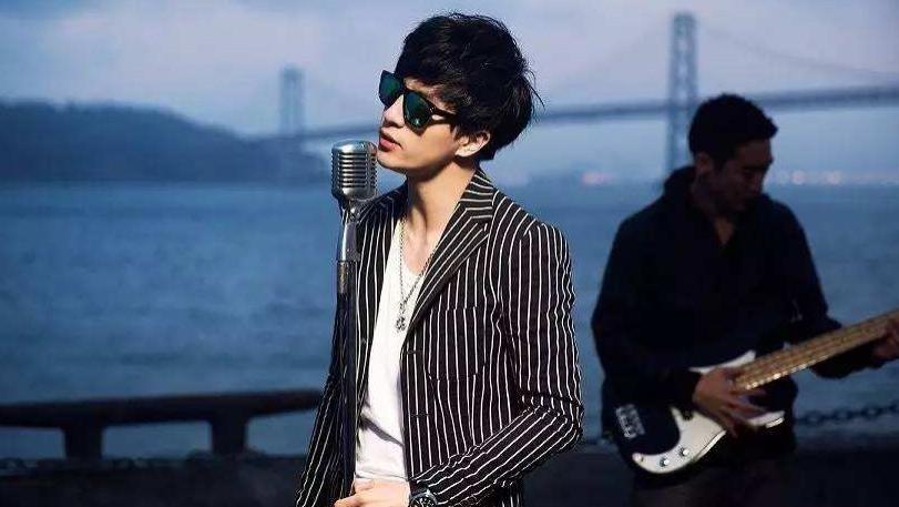 秦怡|4首至今被传颂的歌曲，作者全都是李荣浩，难怪如今这么红