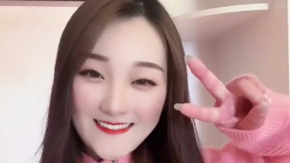 陈亚男|陈亚男遭商家发声明抵制，无奈发小作文卑微道歉，称最对不起朱家