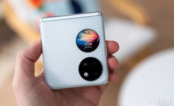 操作系统|华为悄然上架“新机”，512GB+鸿蒙OS，开售跌至新低还送充电器