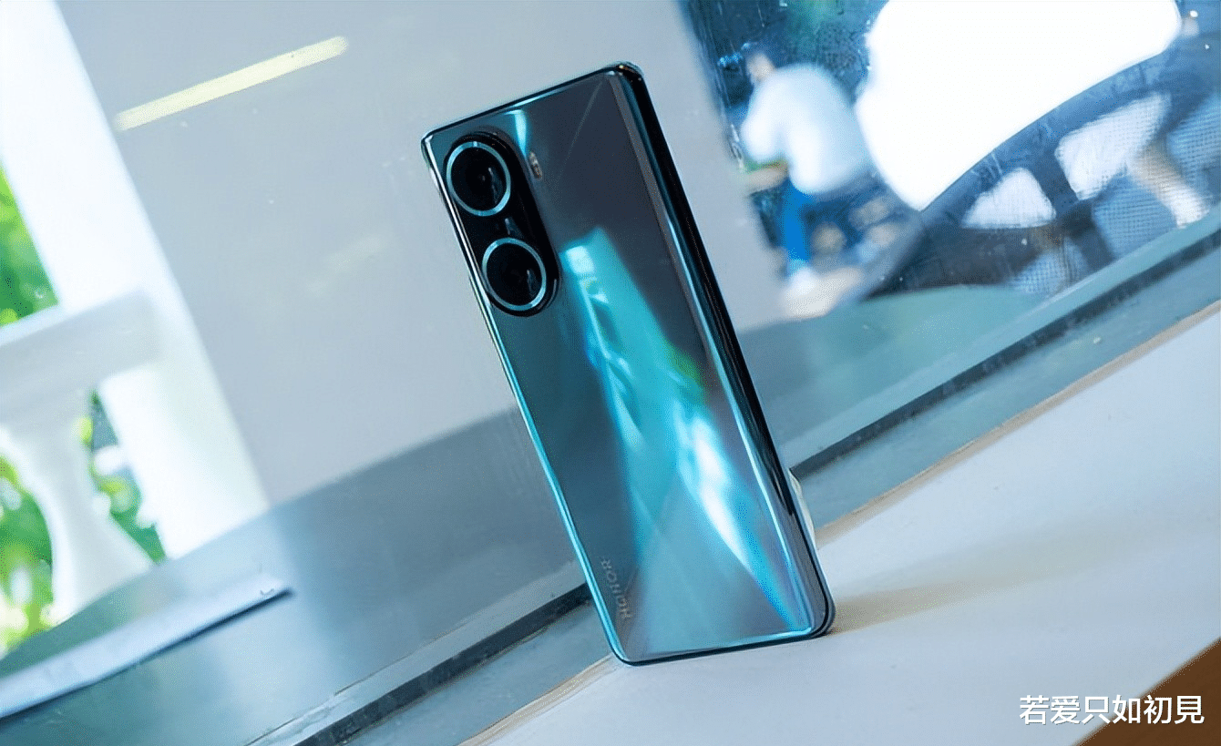 华为鸿蒙系统|六月必买3款神机推荐:款式虽旧,但设计依旧好看且性能强