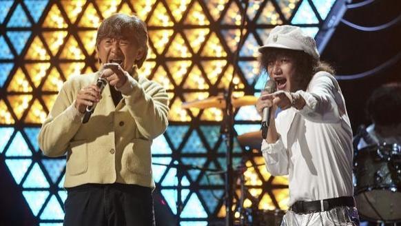 马赛克|《声生不息》马赛克、林子祥合唱“爱情陷阱”躺赢，张天爱来到现场