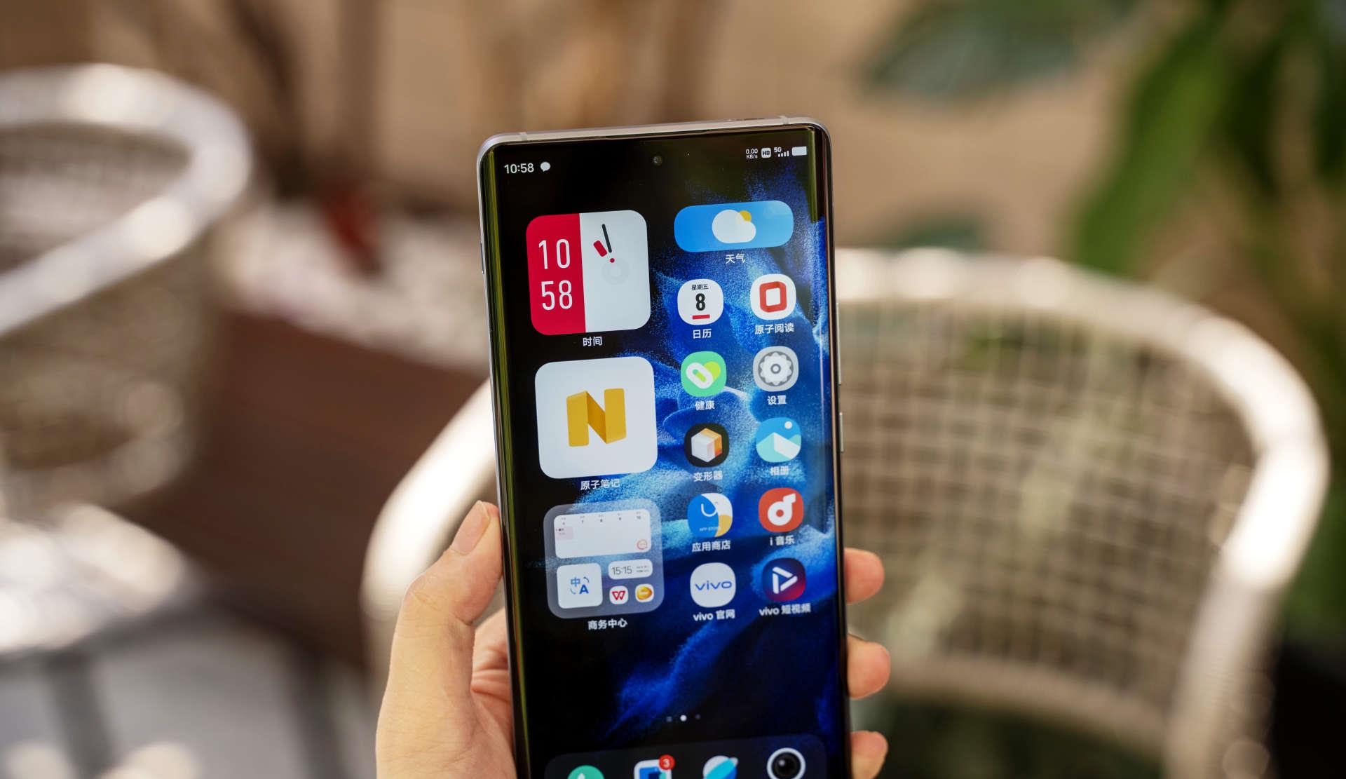 指纹解锁|大尺寸+超高分辨率+真实色彩！vivo X Note诠释何为顶级好屏