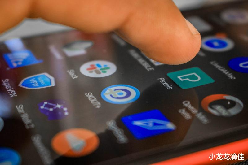 自动化|女子网购手机，到货发现型号不对