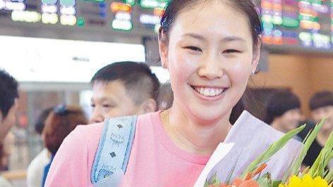 颜妮|35岁女排国手颜妮恋情曝光？男方大2岁，英俊浪漫，曾霸道示爱