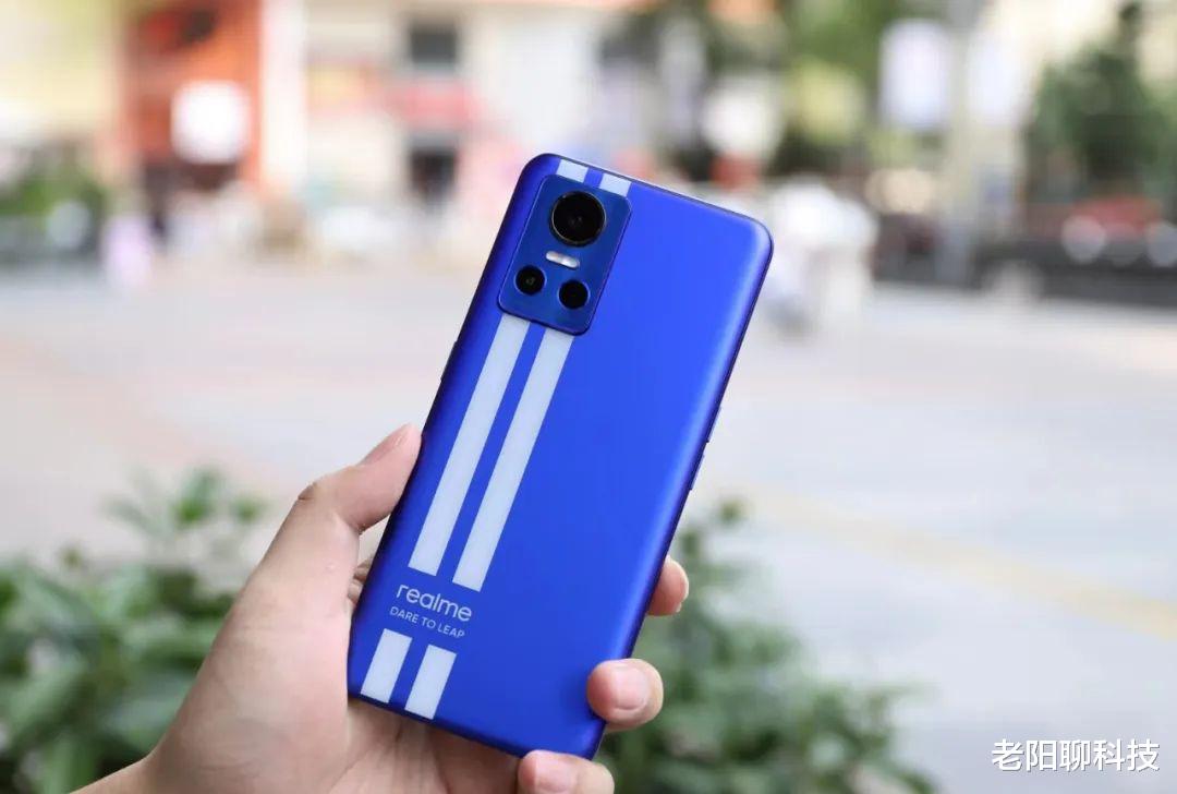 骁龙865|天玑8100+骁龙865+2K屏幕，618可以入手的三款性价比手机