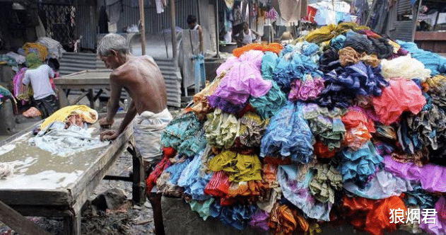 洗衣机|宁愿手洗也不用洗衣机,印度最大的洗衣工厂倒下,即工人永久失业