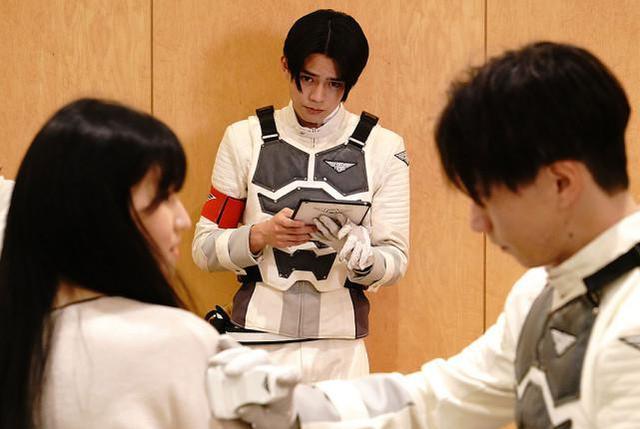 假面骑士利维斯|假面骑士利维斯：复活基夫是第3段计划，赤石英雄想成为恶魔之王