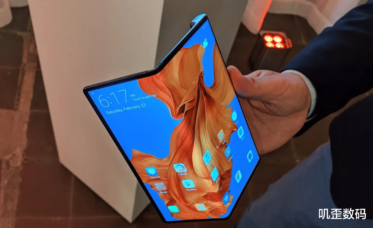 一加科技|除了贵之外,折叠屏手机存在的五大痛点,你会买折叠屏手机吗?